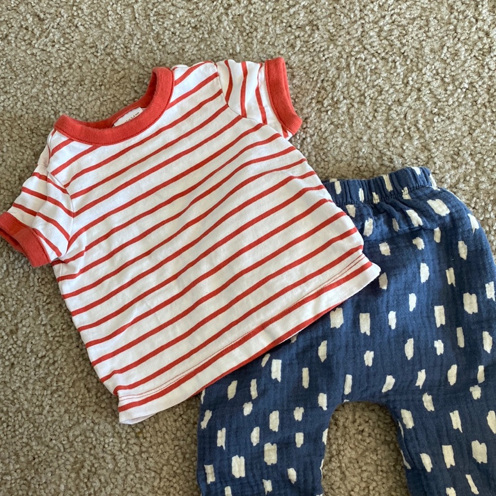 Hanna Andersson outfit- 3-6 month